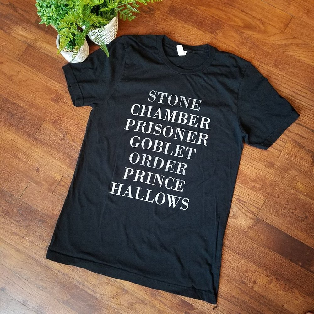 Harry Potter 7 Books Black Unisex T-Shirt Sz. M